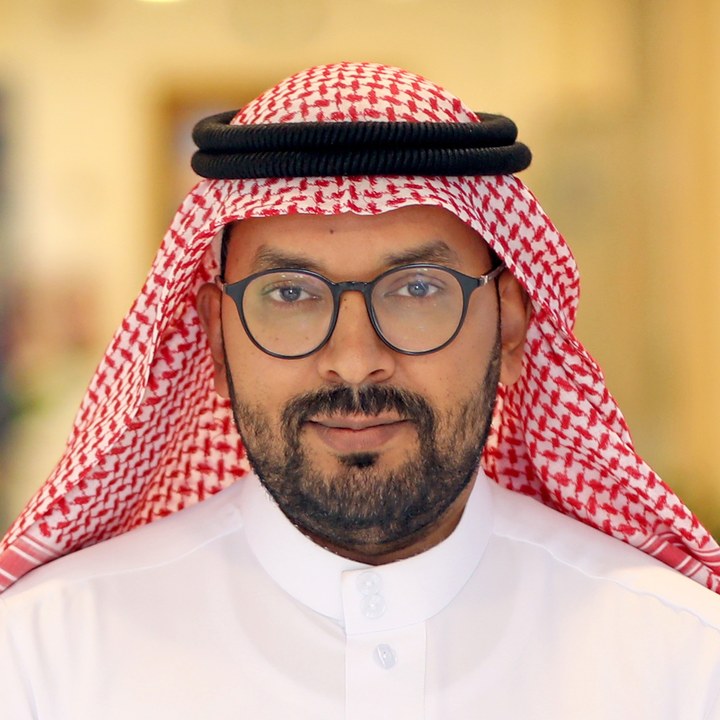 Professor Dr. Mohamed Madadin